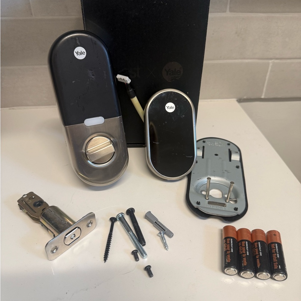 NestxYale Door Lock Silver